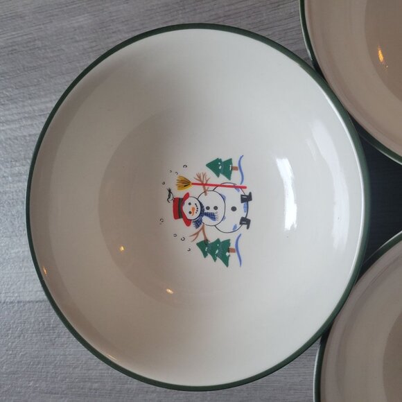 Pfaltzgraff Snow Villiage Snowman Bowls Set Of 3 Holiday Themed 6" Diameter Porc - Picture 2 of 5